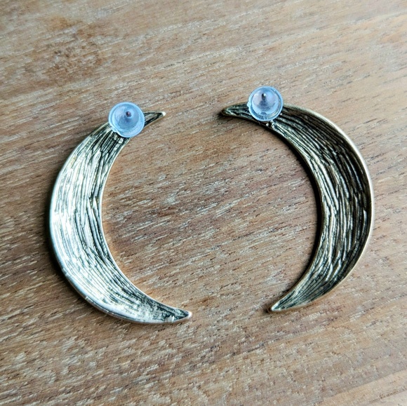 NWT 18k Gold Plate Boho Moon Earrings - Picture 4 of 4